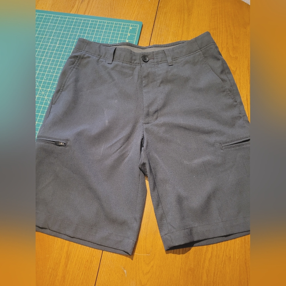 Haggar Cool Right Men's Gray Shorts